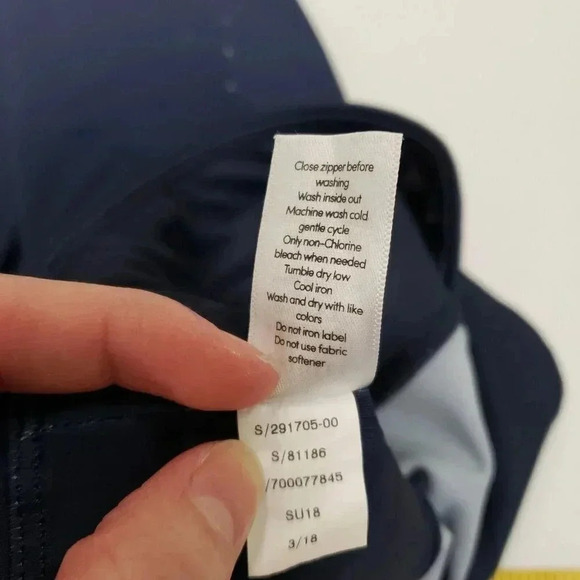 Athleta Womens Contender Aero Leggings Size S Blue Ombre Cropped Stretch - Picture 5 of 10